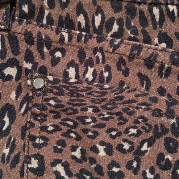 JEN 7 FOR ALL MANKIND SPECIAL DYED ANKLE SKINNY JEANS LUXE LEOPARD PRINT 8 /10 - Picture 14 of 16